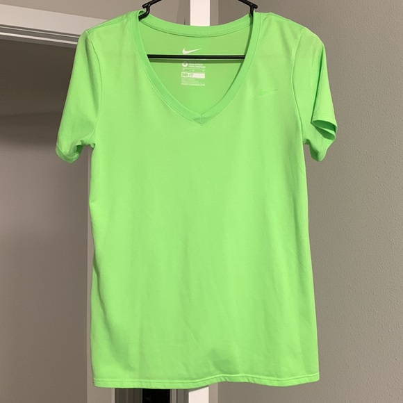 Nike V-Neck Athleisure Shirt - Picture 7 of 7